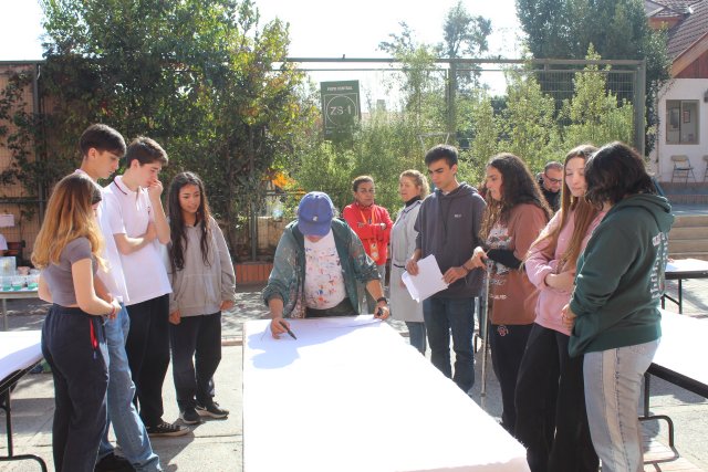 3WEB NSDC 2023 - III y IV Medios - Actividad con lienzos - Reflexión de jóvenes sobre nuestra sociedad
