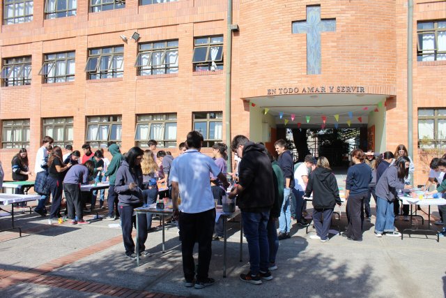 WEB NSDC 2023 - III y IV Medios - Actividad con lienzos - Reflexión de jóvenes sobre nuestra sociedad08