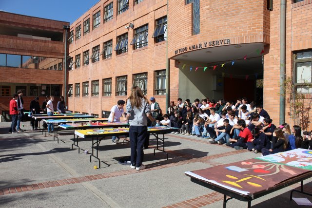 WEB NSDC 2023 - III y IV Medios - Actividad con lienzos - Reflexión de jóvenes sobre nuestra sociedad11