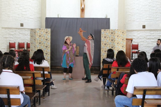 Semana Santa 2024 - Adoración a la Cruz