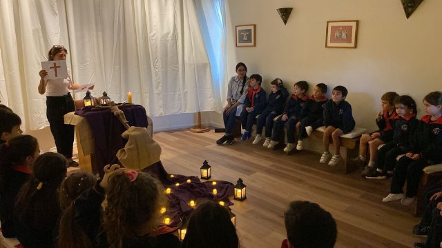 Semana Santa 2024 - Adoración a la Cruz