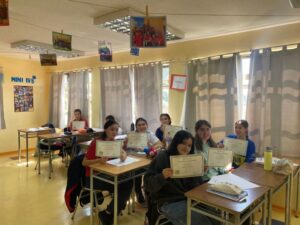 WEB NSDC - IV Medios reciben el diploma TOEFL Junior3