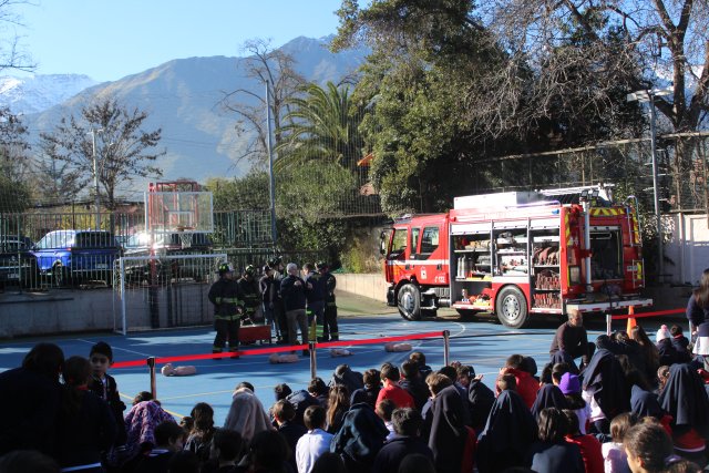 NSDC 2024 - Los Bomberos visitan el Colegio 40