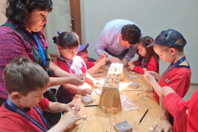 NSDC25&SPADLEYEECLR%K17