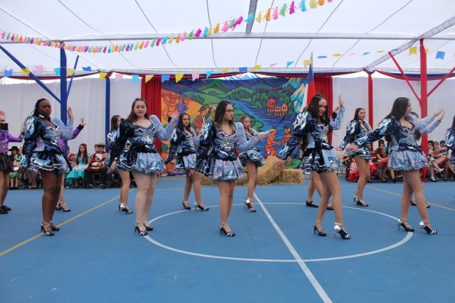 III Medio A y B: Caporal Zambo