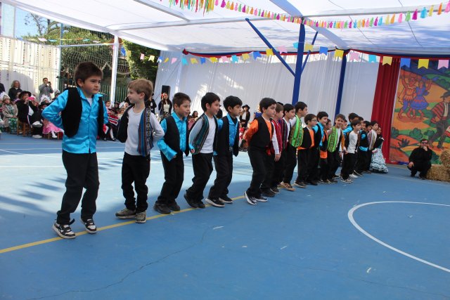 1° Básico A y B: Cacharpaya