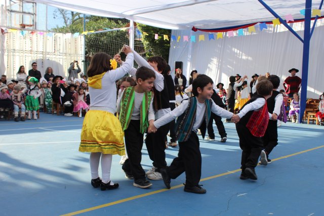 1° Básico A y B: Cacharpaya