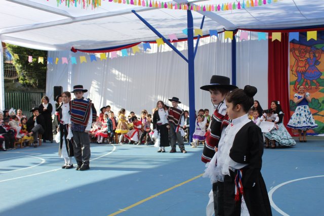 2° Básico A: Cueca