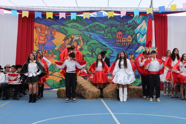 8° Básico A y B: Diablada